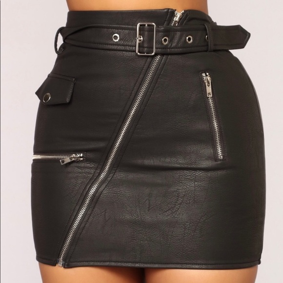 SOLD Leather skirt - Picture 1 of 3
